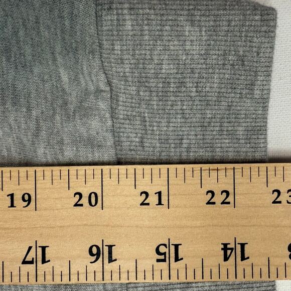 Who What Wear Gray Short Sleeve Sweatshirt Women’s Small Casual Pullover - Picture 5 of 5